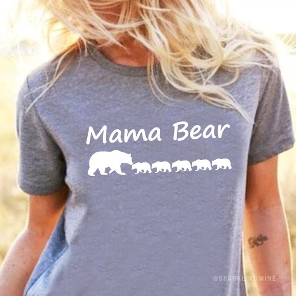 Mama Bear 5 Cubs Unisex Graphic Tshirt